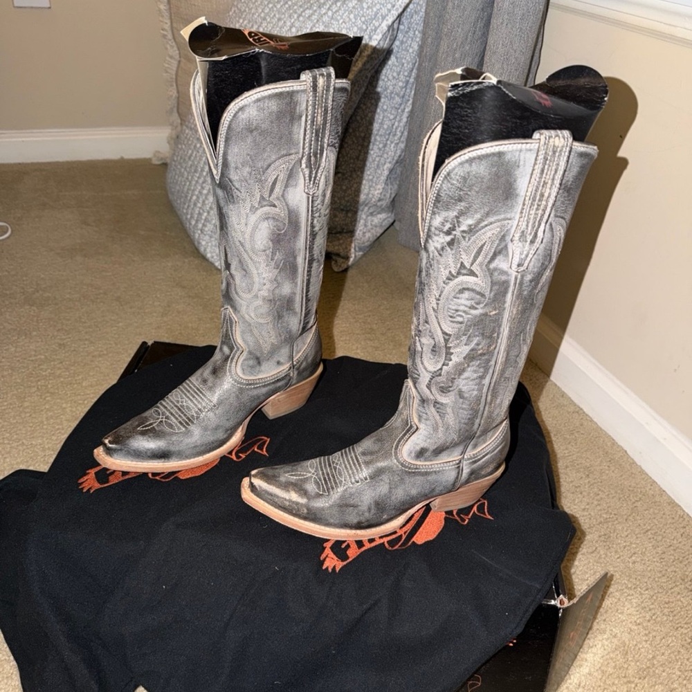 FREEBIRD boots